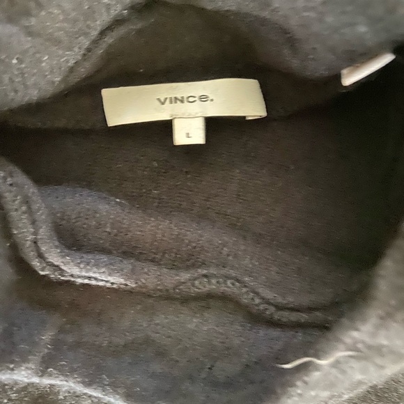 Vince Mock Neck black Sweater size L Wool/Cashmere blend, boxy cut - Picture 2 of 4